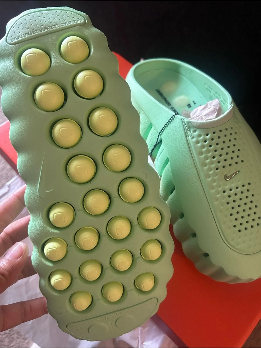 Nike Mind 001 Cucumber Calm/Barely Volt